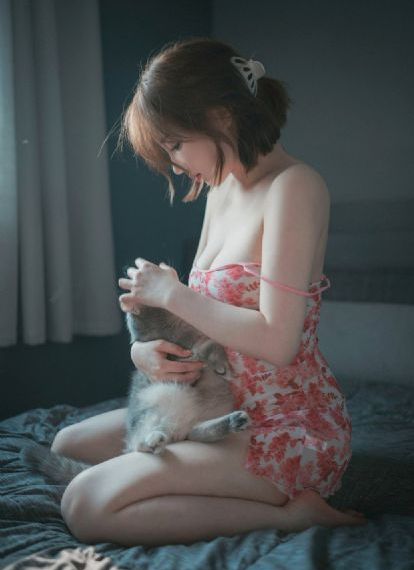 克劳德夫人